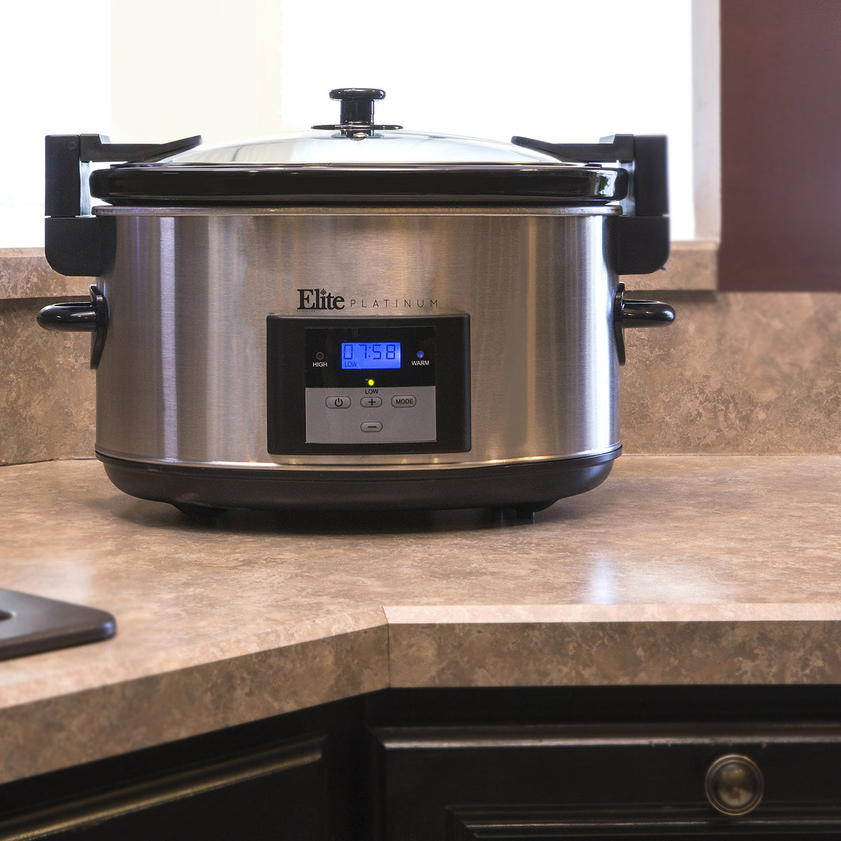 8.5-Quart Stainless Steel Programmable Slow Cooker with Locking Lid W635